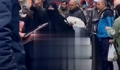 Fatih’te Çarşaflı kadına alçak saldırı! Tekme tokat dövdü